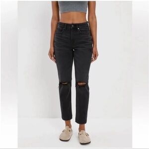 American Eagle Outfitters Mom Jean